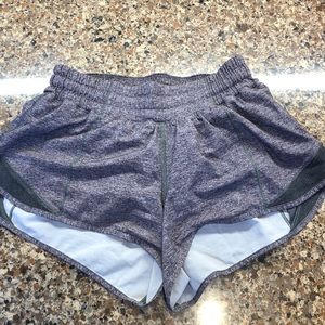 Lululemon size 2 hotty hot grey 2.5” shorts